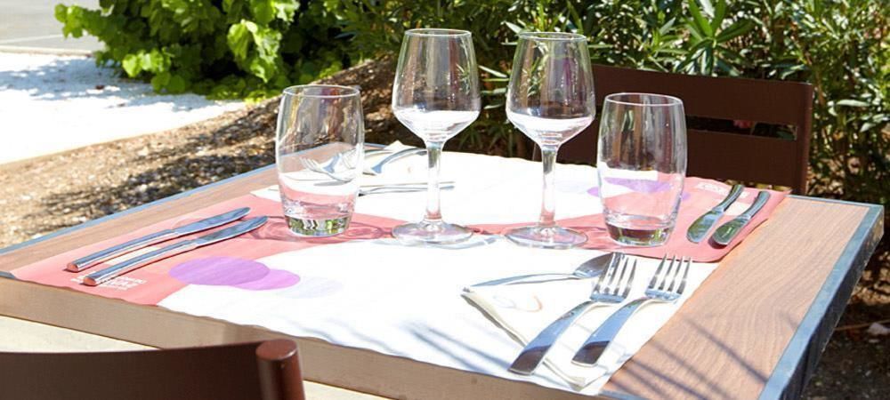 Kyriad Direct Marseille Est La Valentine La Penne-sur-Huveaune Екстер'єр фото